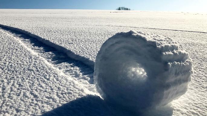 Снежные рулоны. Фото: Брайан Бэйлисс